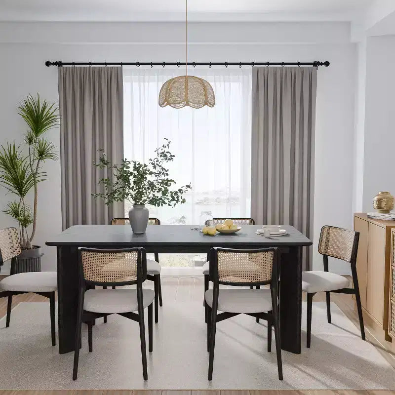Table à manger de ferme en bois massif noir 67 x 33,5 po avec plateau carré en bois pour salles à manger modernes et réunions de famille