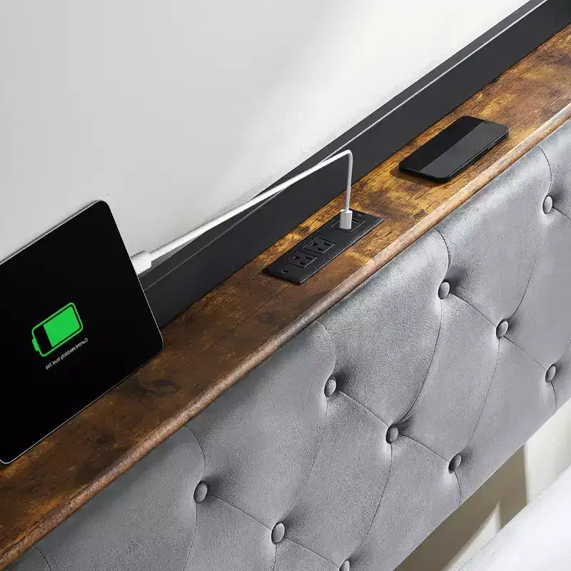 Cadre de lit plateforme en velours avec 4 tiroirs et tête de lit de rangement, avec station de charge, aucun sommier tapissier requis, sans bruit